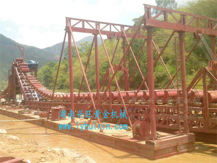 大型采金船 緬甸現場